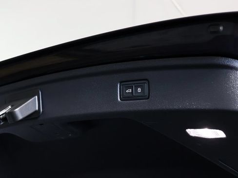 Used 2018 Audi A5 2.0T Premium Plus w/ Premium Plus AWD/4WD image 32
