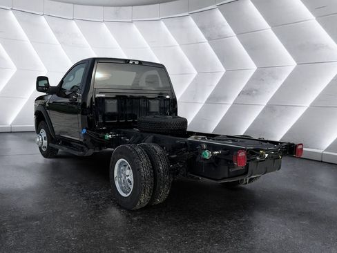 New 2026 RAM 3500 Tradesman image 4