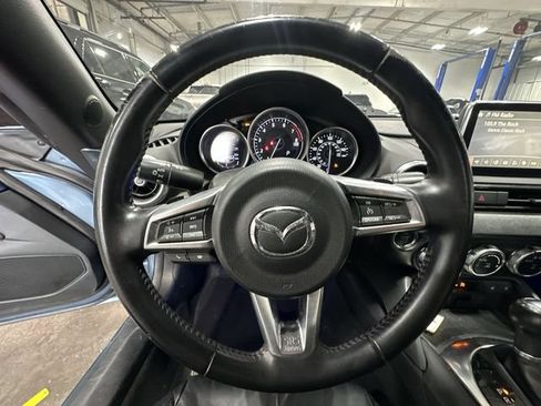 Used 2016 MAZDA MX-5 Miata Grand Touring RWD image 15