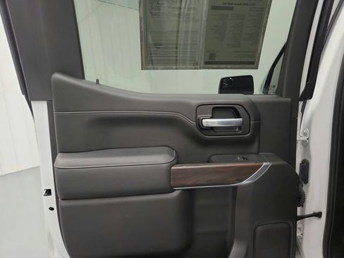 Used 2021 GMC Sierra 1500 SLT AWD/4WD image 23