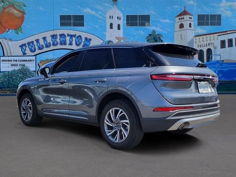 Used 2025 Lincoln Corsair FWD image 4