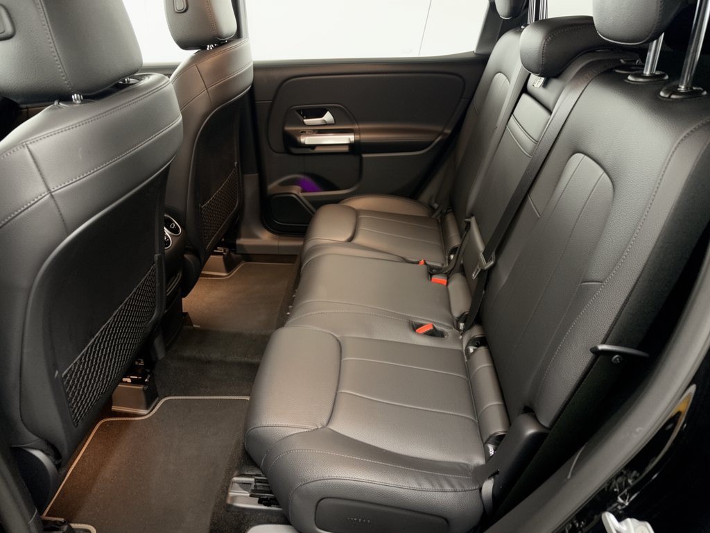 Used 2020 Mercedes-Benz GLB 250 4MATIC image 25