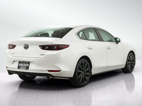 Used 2024 MAZDA MAZDA3 s FWD image 5