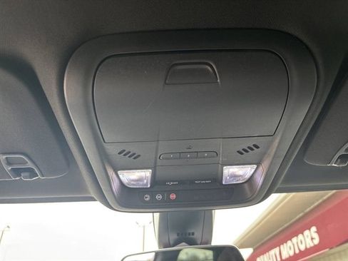 Used 2020 Cadillac XT5 Luxury w/ LPO, Floor Liner Package AWD/4WD image 8