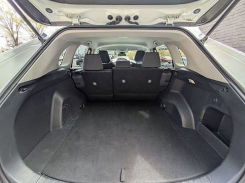 Used 2025 Toyota RAV4 XLE image 30