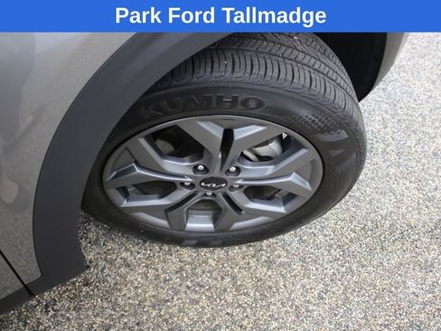 Used 2024 Kia Seltos S FWD image 27