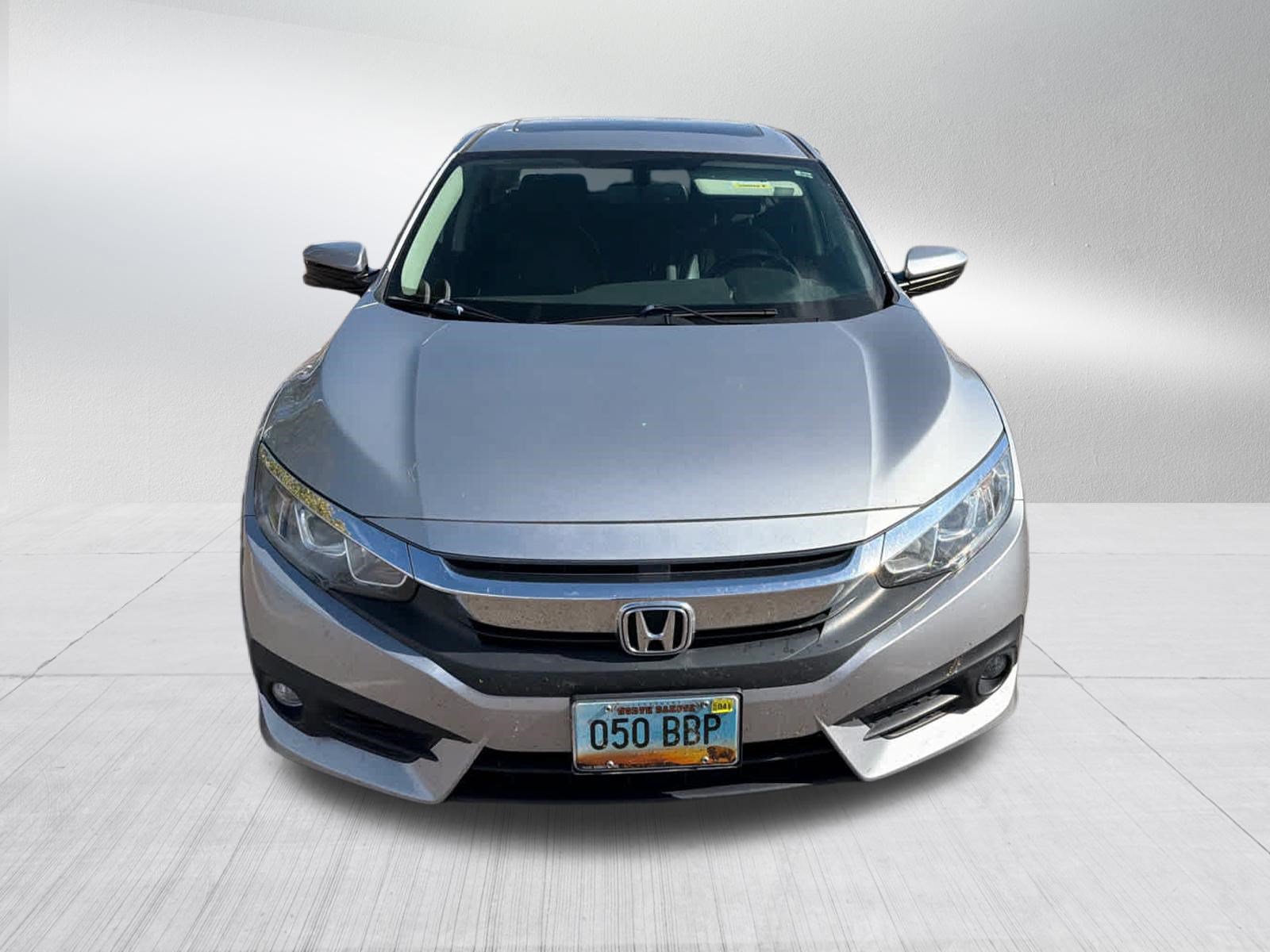 Used 2016 Honda Civic EX-L image 2