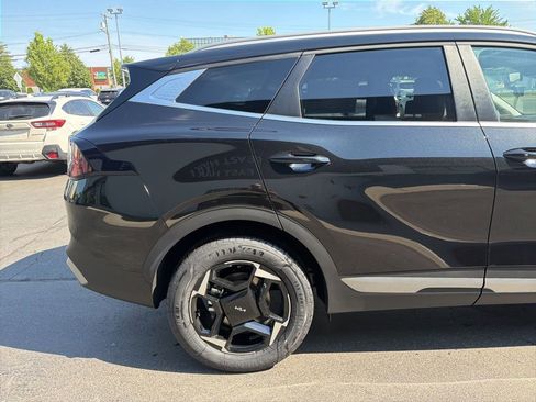 New 2026 Kia Sportage EX AWD/4WD image 7