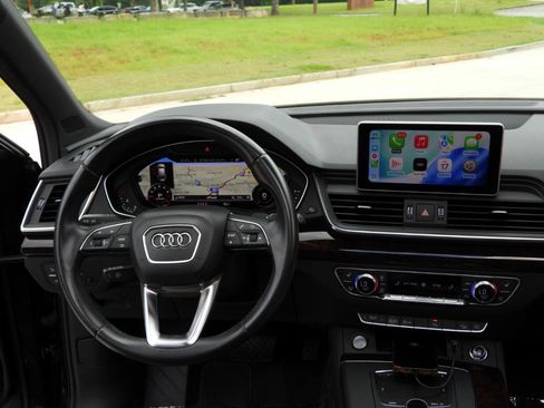 Used 2019 Audi Q5 2.0T Premium Plus w/ Premium Plus Package AWD/4WD image 49