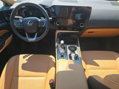 Used 2025 Lexus NX 250 AWD w/ Accessory Package (2T) image 23
