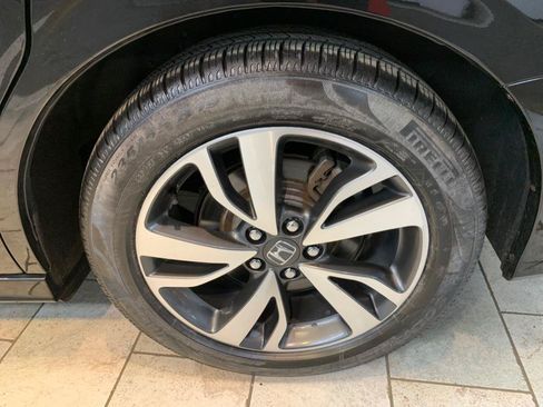 Used 2023 Honda Odyssey Touring image 14