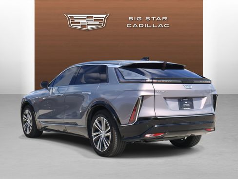 Used 2024 Cadillac Lyriq Luxury w/ LPO, Floor Liner Package image 3