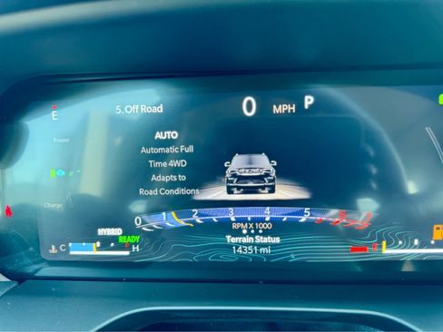 Used 2024 Jeep Grand Cherokee Limited 4xe image 17