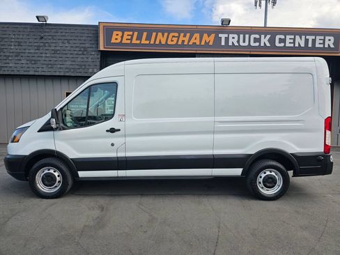 Used 2019 Ford Transit 250 148 Medium Roof RWD image 2