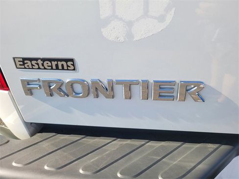 Used 2021 Nissan Frontier S image 10