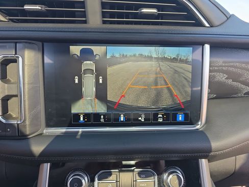 Certified 2022 GMC Yukon Denali AWD/4WD image 25