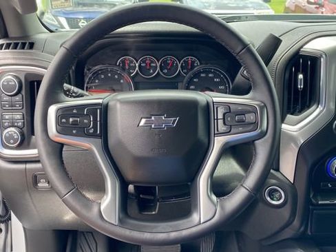 Used 2022 Chevrolet Silverado 1500 LT Trail Boss image 15