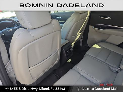 Used 2023 Cadillac XT4 Luxury image 15