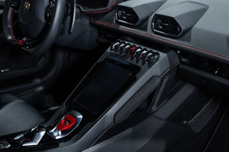 Used 2020 Lamborghini Huracan EVO AWD/4WD image 56