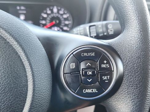 Used 2022 Kia Soul LX FWD image 10