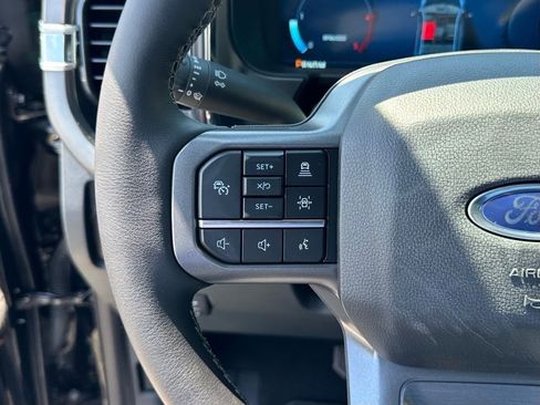 New 2025 Ford F350 Lariat w/ Black Appearance Package AWD/4WD image 22