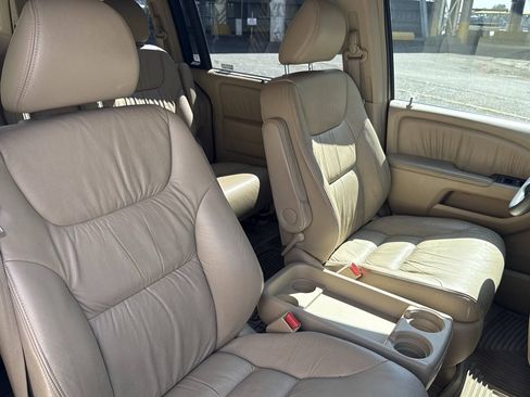 Used 2005 Honda Odyssey EX-L image 8