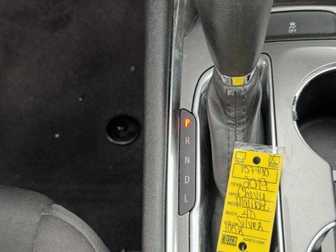 Used 2019 Chevrolet Malibu LT image 19