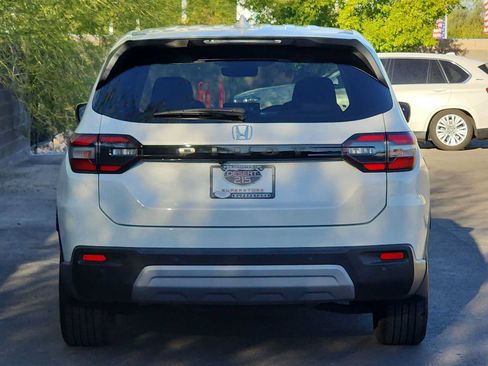 Used 2024 Honda Pilot EX-L image 7