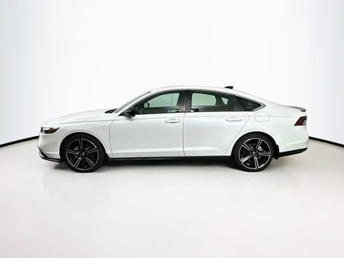 Used 2024 Honda Accord Sport image 4
