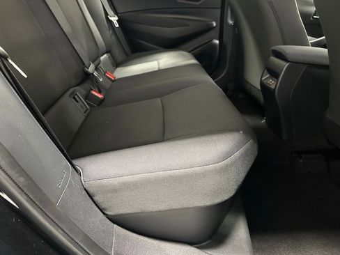 Used 2025 Toyota Corolla LE image 51