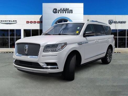 Used 2020 Lincoln Navigator Reserve w/ Luxury Package AWD/4WD image 11