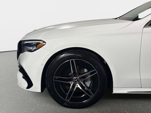 Used 2026 Mercedes-Benz E 350 4MATIC Sedan image 13