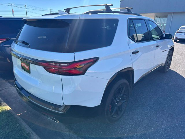 Used 2023 Chevrolet Traverse Premier w/ Redline Edition FWD image 6