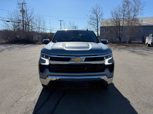 Used 2025 Chevrolet Silverado 1500 LT image 8