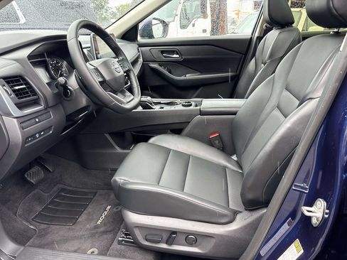 Used 2026 Nissan Rogue SV w/ SV Premium Package AWD/4WD image 12