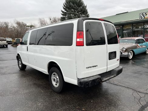 Used 2017 GMC Savana 2500 image 5