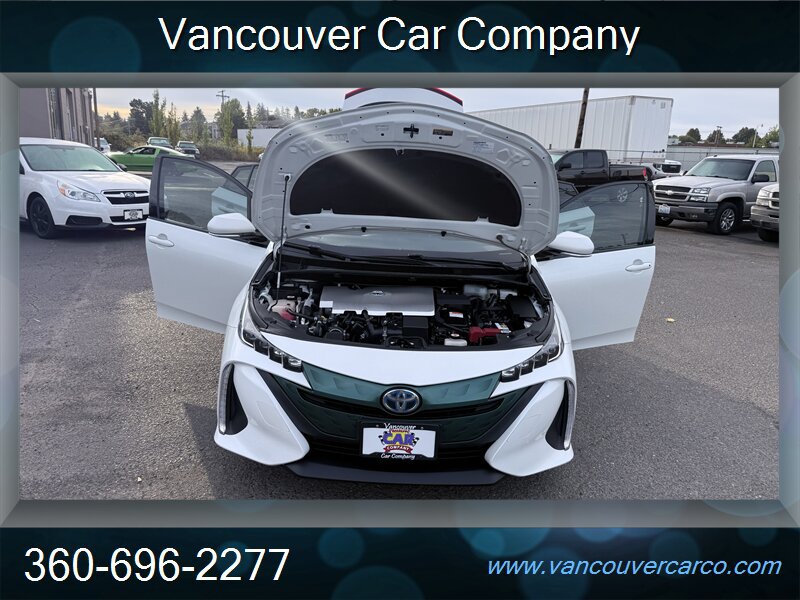 Used 2018 Toyota Prius Prime Plus FWD image 34