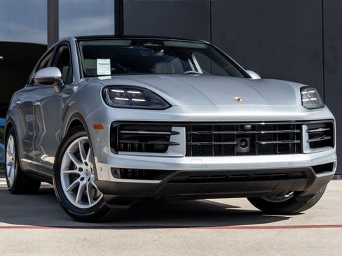 New 2026 Porsche Cayenne Coupe image 6