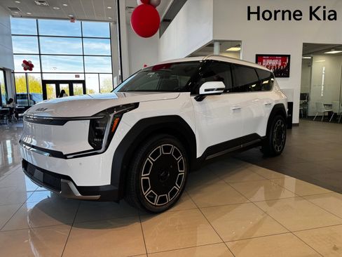 New 2026 Kia EV9 Wind image 7