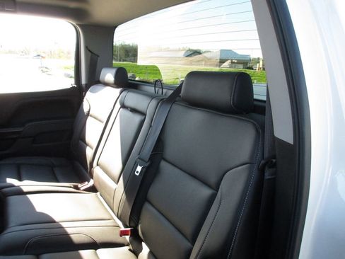 Used 2015 GMC Sierra 1500 SLT w/ SLT Crew Cab Value Package image 24