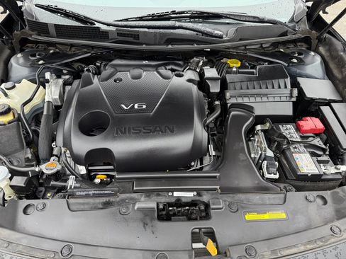 Used 2023 Nissan Maxima SV w/ Floor Mat Group image 20