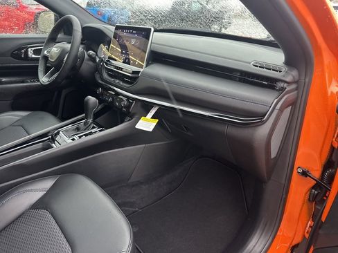 New 2026 Jeep Compass Latitude image 53