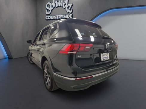 Certified 2022 Volkswagen Tiguan SE image 8