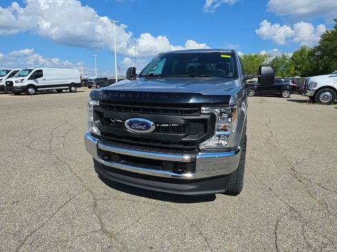 Used 2021 Ford F250 XL AWD/4WD image 2