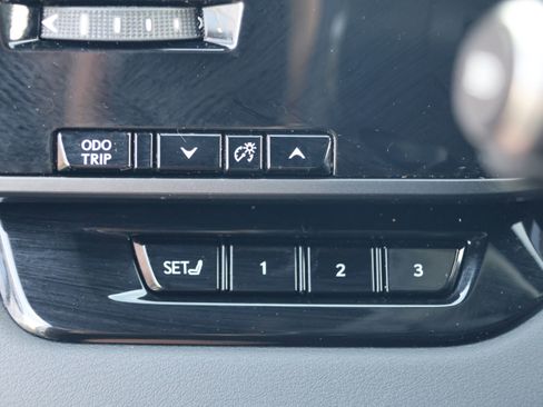 Used 2025 Lexus RX 350 Premium w/ Accessory Package (Z1) FWD image 14