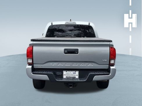 Used 2022 Toyota Tacoma SR5 image 3