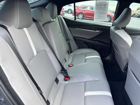 Used 2025 Toyota Camry SE w/ Convenience Package FWD image 14