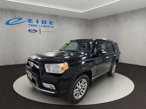 Used 2010 Toyota 4Runner Limited AWD/4WD image 5