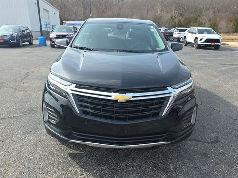 Used 2024 Chevrolet Equinox LT image 3