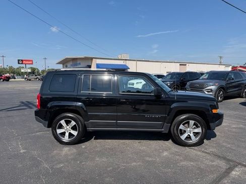 Used 2016 Jeep Patriot High Altitude AWD/4WD image 9